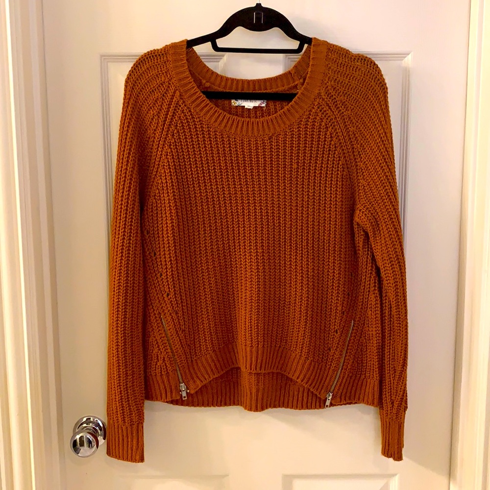 Burnt orange hi/low sweater